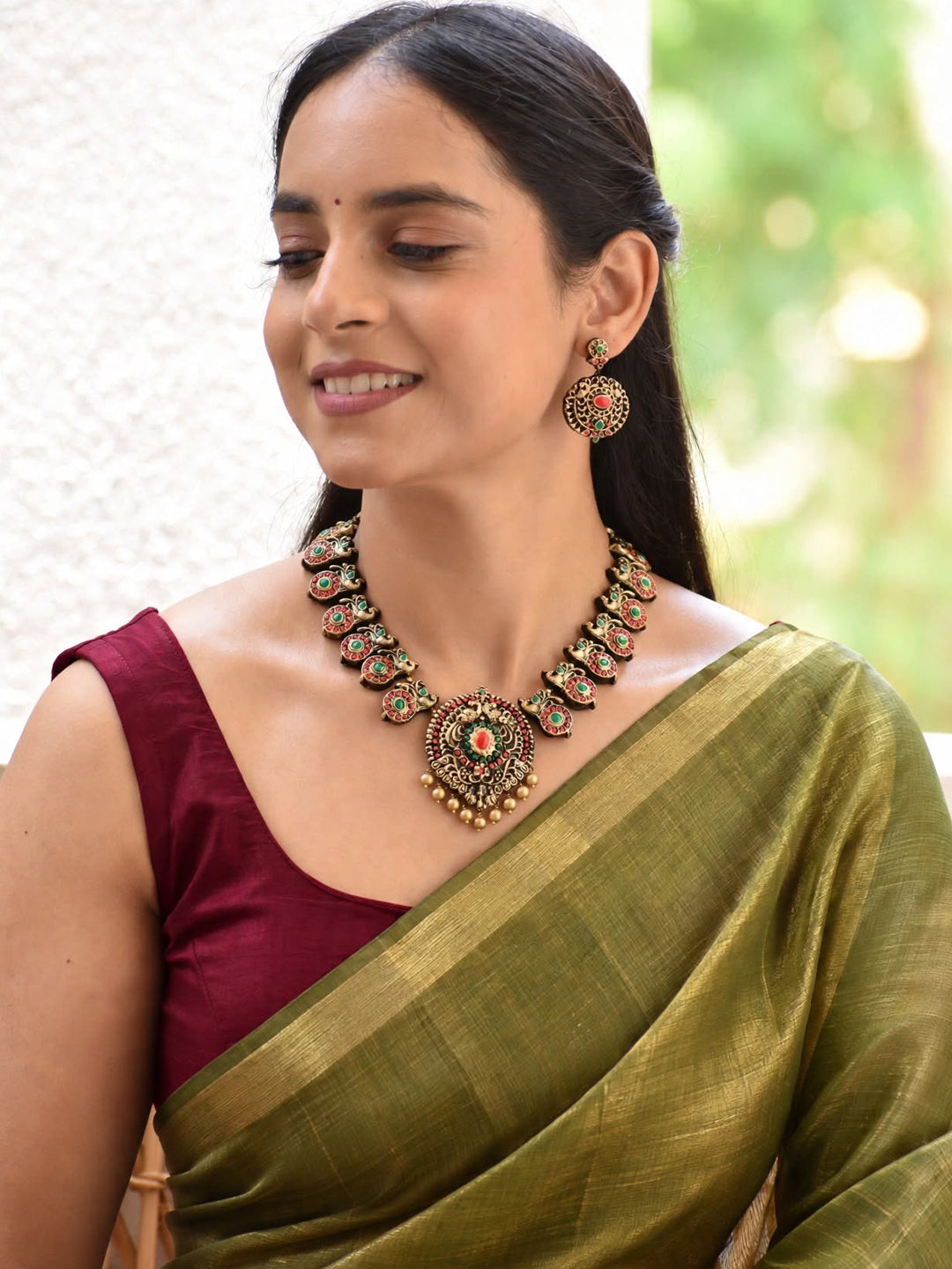 Saanvi — Antique Gold Multicolour Round Motif Statement Necklace Handmade Jewellery