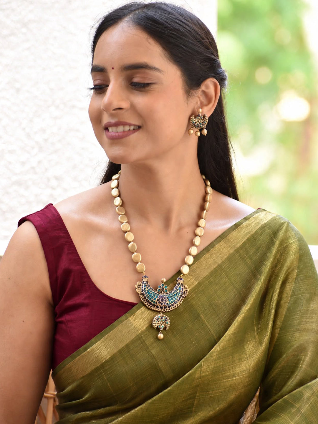 Tarangini — Ivory Beaded Blue Peacock Inspired Pendant Necklace Handmade Jewellery