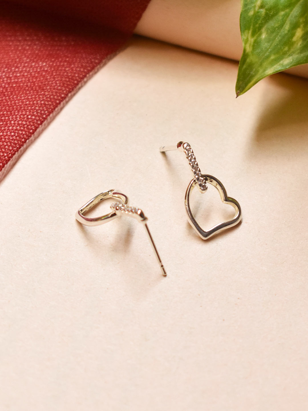 Heart Design Alloy Earring