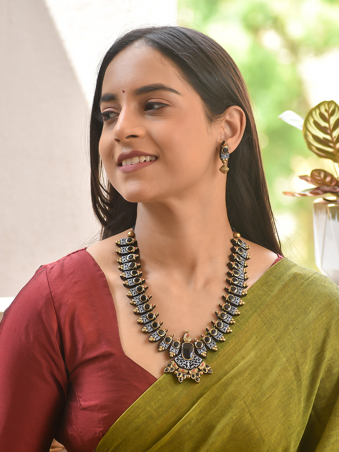 Terracotta Black Stone Temple Design Necklace Set