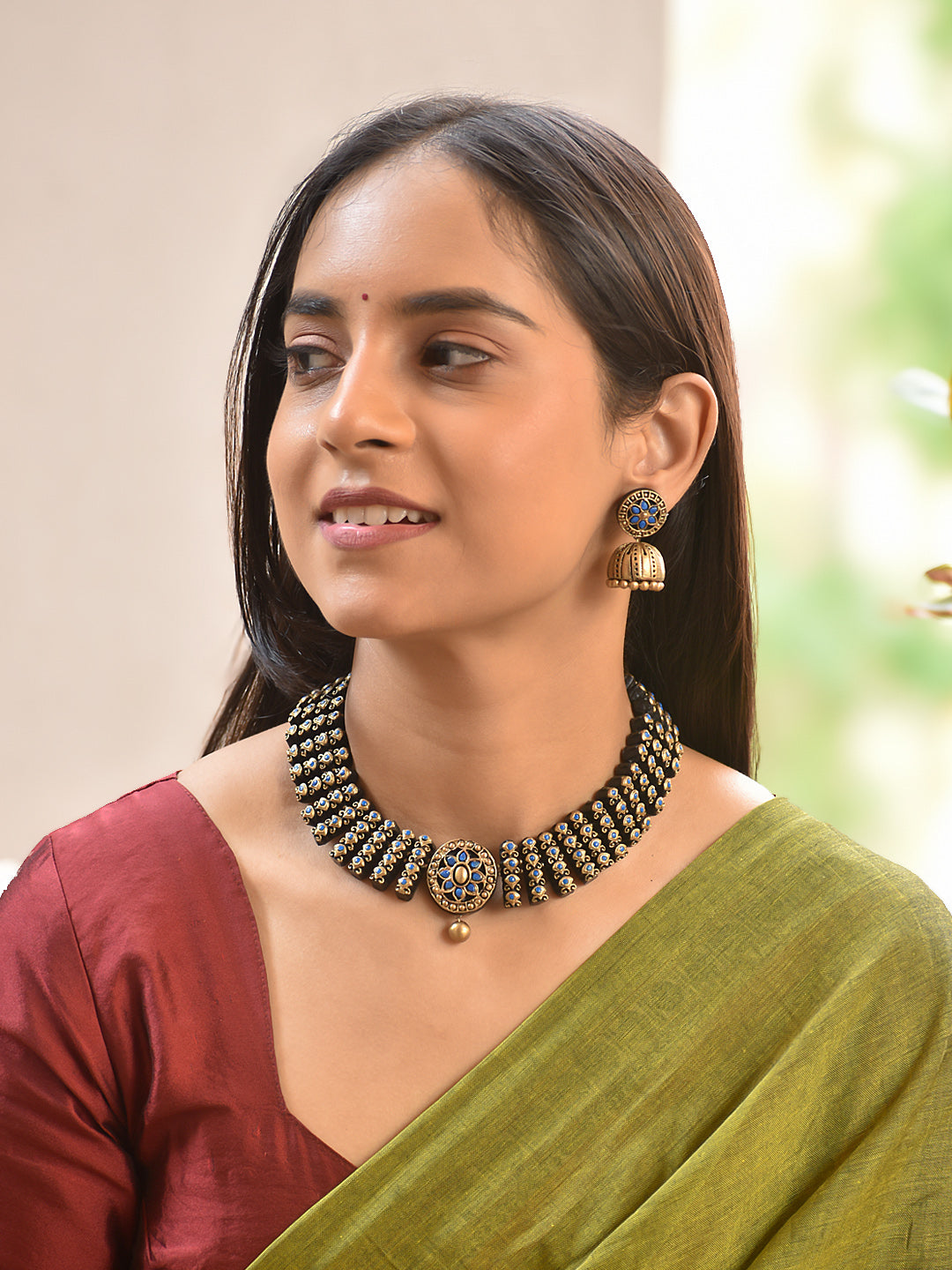 Terracotta Blue Stone Choker with Intricate Detailing