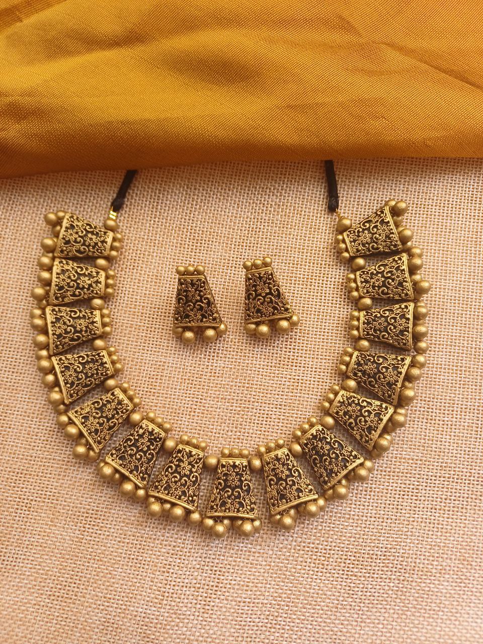 Terracotta Antique Gold Flower Panel Necklace Set with Bead Borders